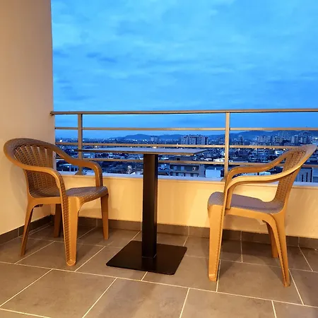 Апартаменты Luxury And Cozy 150 Meters From The Beach, 750 Meters From Lungo Mare Влёра
