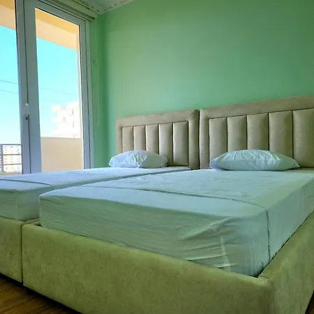 Luxury And Cozy 150 Meters From The Beach, 750 Meters From Lungo Mare Апартаменты Влёра